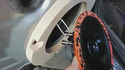 Замена штатных динамиков в Ford Focus 2 на DL Audio Gryphon Lite 165 v.2